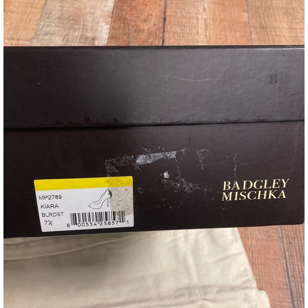 Badgley Mischka Kiara Satin Crystal Embellished Peep Toe Pump Blue 7.5M NEW - Picture 8 of 8